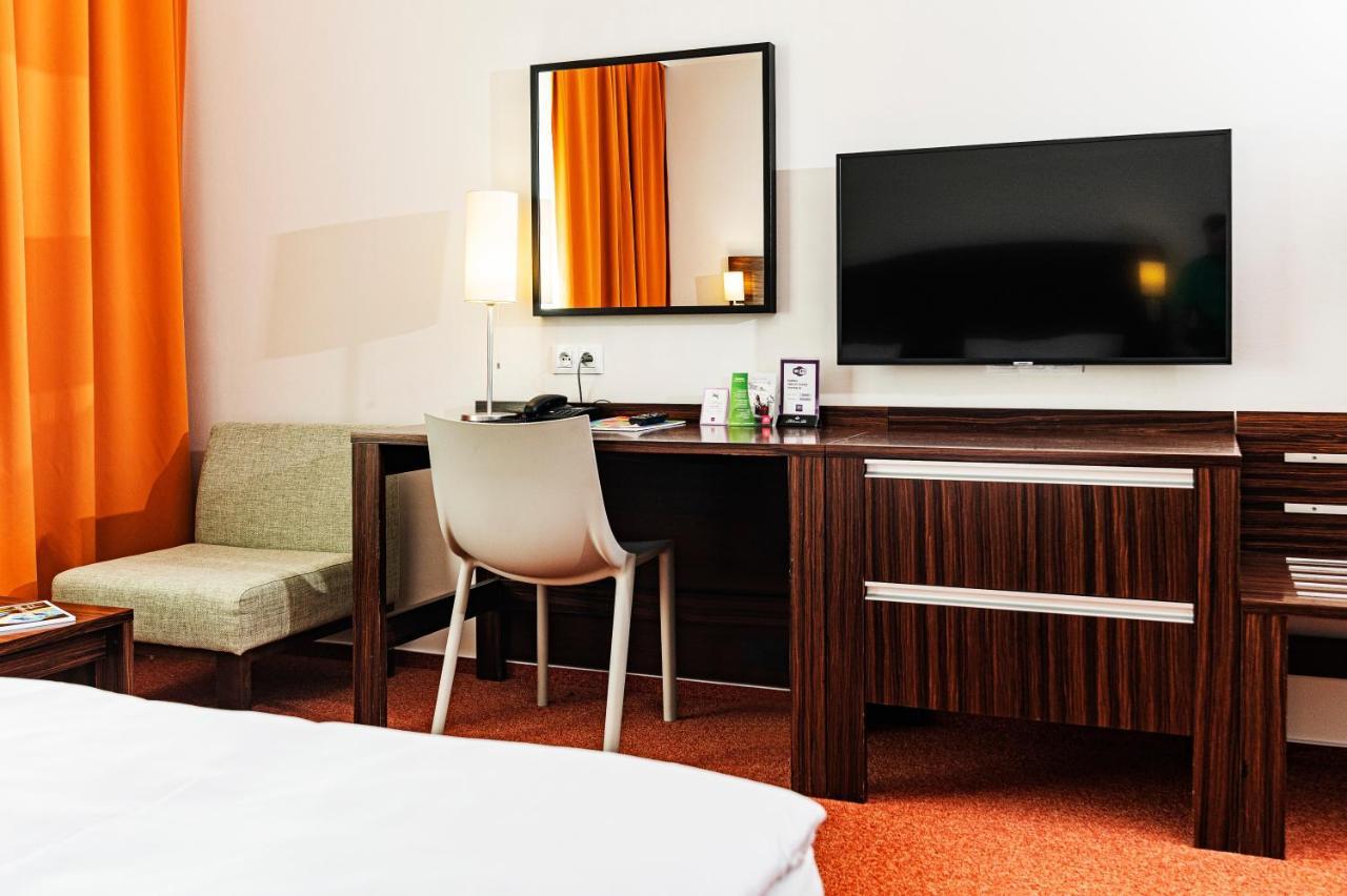Hotel Euro Παρντούμπιτσε Εξωτερικό φωτογραφία