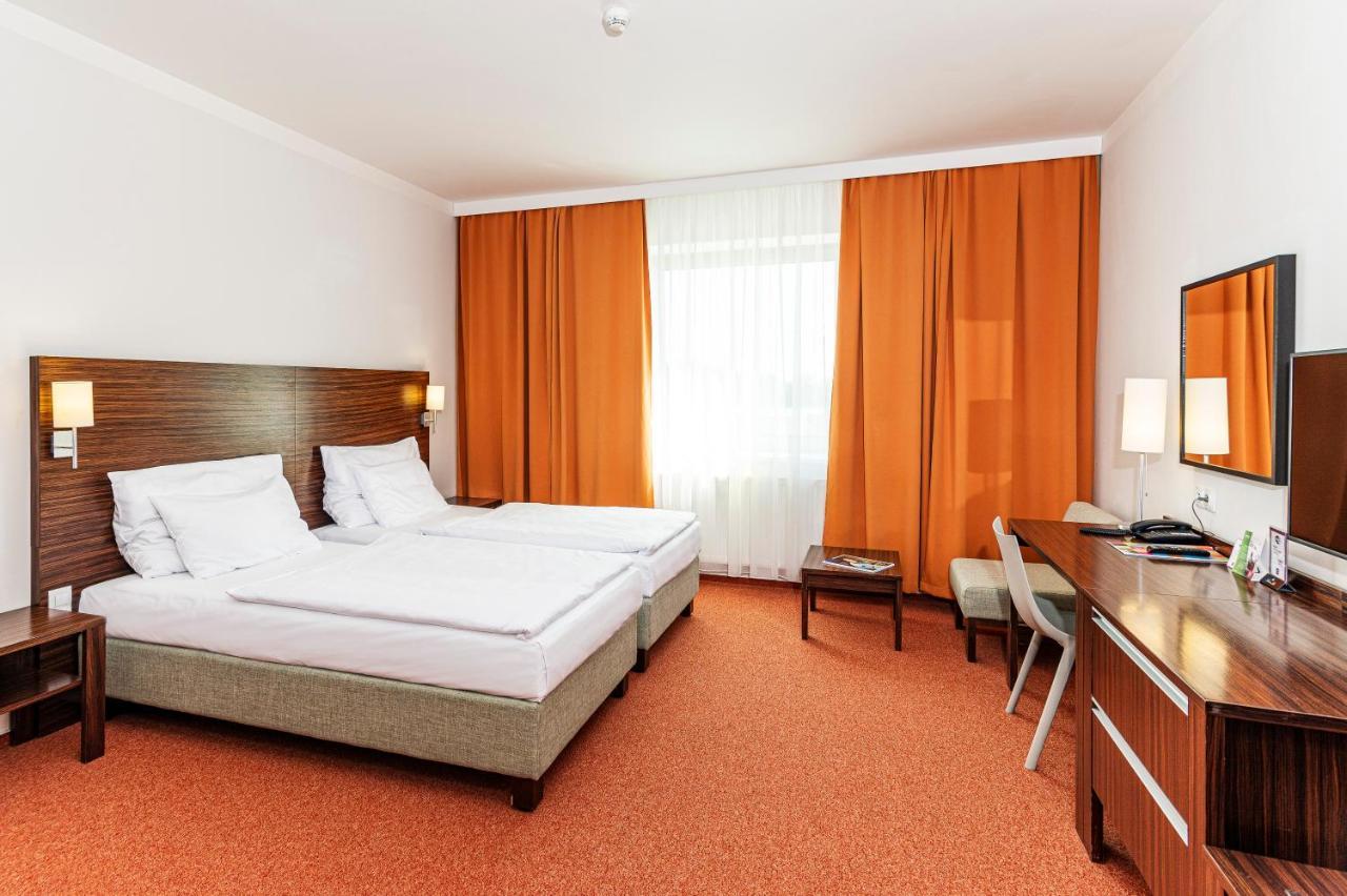 Hotel Euro Παρντούμπιτσε Εξωτερικό φωτογραφία